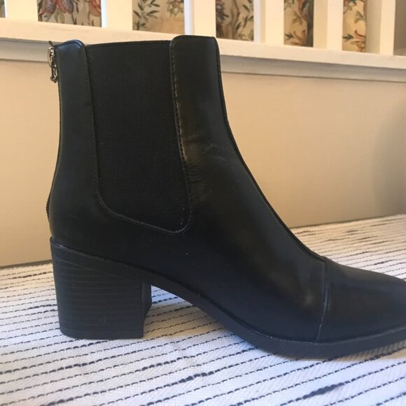 Ankle boots - Picture 2 of 6